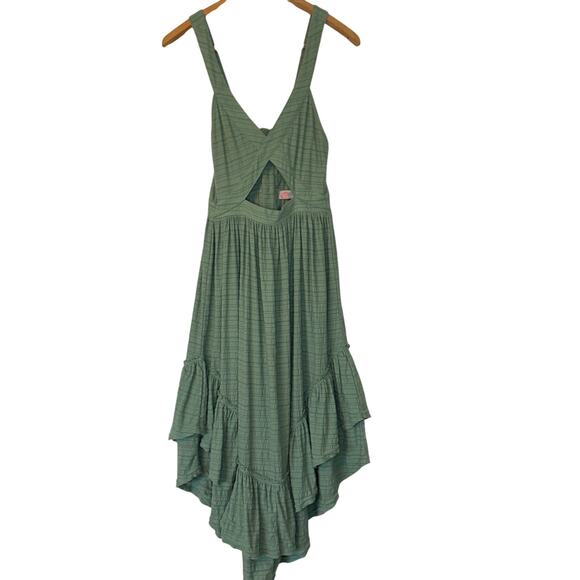 Free People Beach sage green keyhole dress with button back. Size XS - Picture 1 of 9
